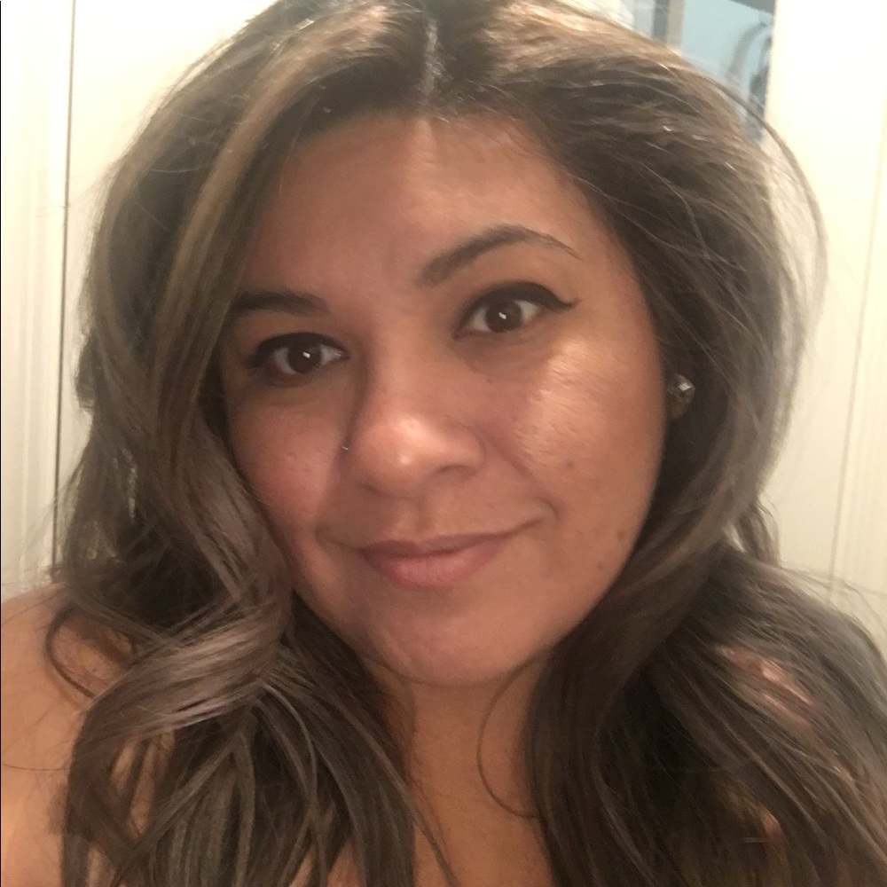 Meet your Posher, Amanda